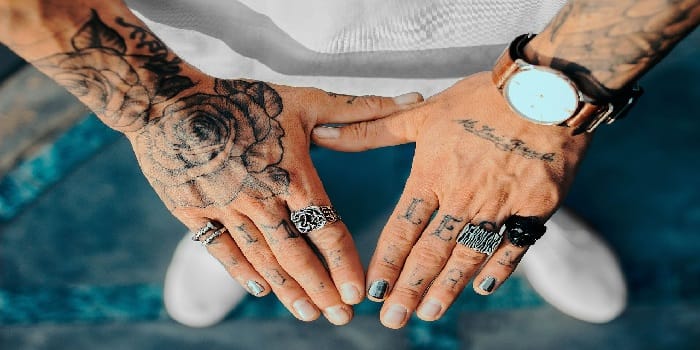 tatuar manos